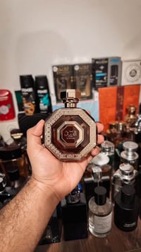 عطور عربية • عود • تقسيم