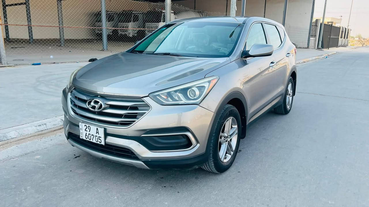 تحيه طيبه…❤️
اليدور جديد هذا جديد بالباكيت 
للبيع سياره نوع هونداي سنتافي 
موديل ٢٠١٨ 
رقم واسط حره تحويل مباشر مشروع وطني سنويه ولوحات وهزه مجدده 
لون رصاصي فيلي 
.
وارد امريكي حادثها فقط الهلال الخلفي الايسر يعني قطعه وحده مصبوغه فقط وعندي سونار بيها وانت تجي تفحص باي سونار يعجبك اذا يطلع غير الجاملغ الخلفي صبغ اتحمل مصاريفك وسونارك وكروتك 
.
مكينه ٢٤٠٠ مكفوله من التبخير والتنقيص جديده كلش 
كير اوتوماتيك 
شاشه 
كامره 
تحكم ستيرن جهتين 
تبريد انجماد قطعتين 
صدرها بعده بحاله الوكاله برغي ممفتوح بي 
ماشيه ٨٤ الف فقط حقيقي وين ميعجبك افحص اذا ملعوب بالعداد شتريد اخسرلك 
السياره ع ايد وحده من استيرادها لليوم 
وسعرها بلاش ١٣٥ ورقه وبيها مجال بسيط جدا بعد المعاينه 
ومكانه بالكوت مركز المدينه 
وهذا رقمي ***********
