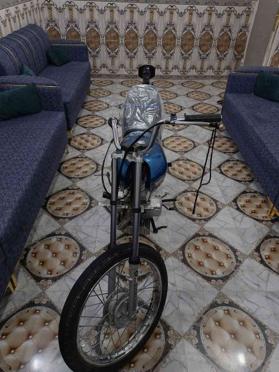 سلام عليكم دراجه البيع محرك مفتوح بوشه و بستم فقط 
دراجه كلك كلك كفلك بس من سراقه سعر 450 بيها مجال حك الجيه مكاني ناصريه مدينه الصدر متواجد وتساب *********** 
و خاص ما يعجبك منشور طلع كبل بعد عمري
