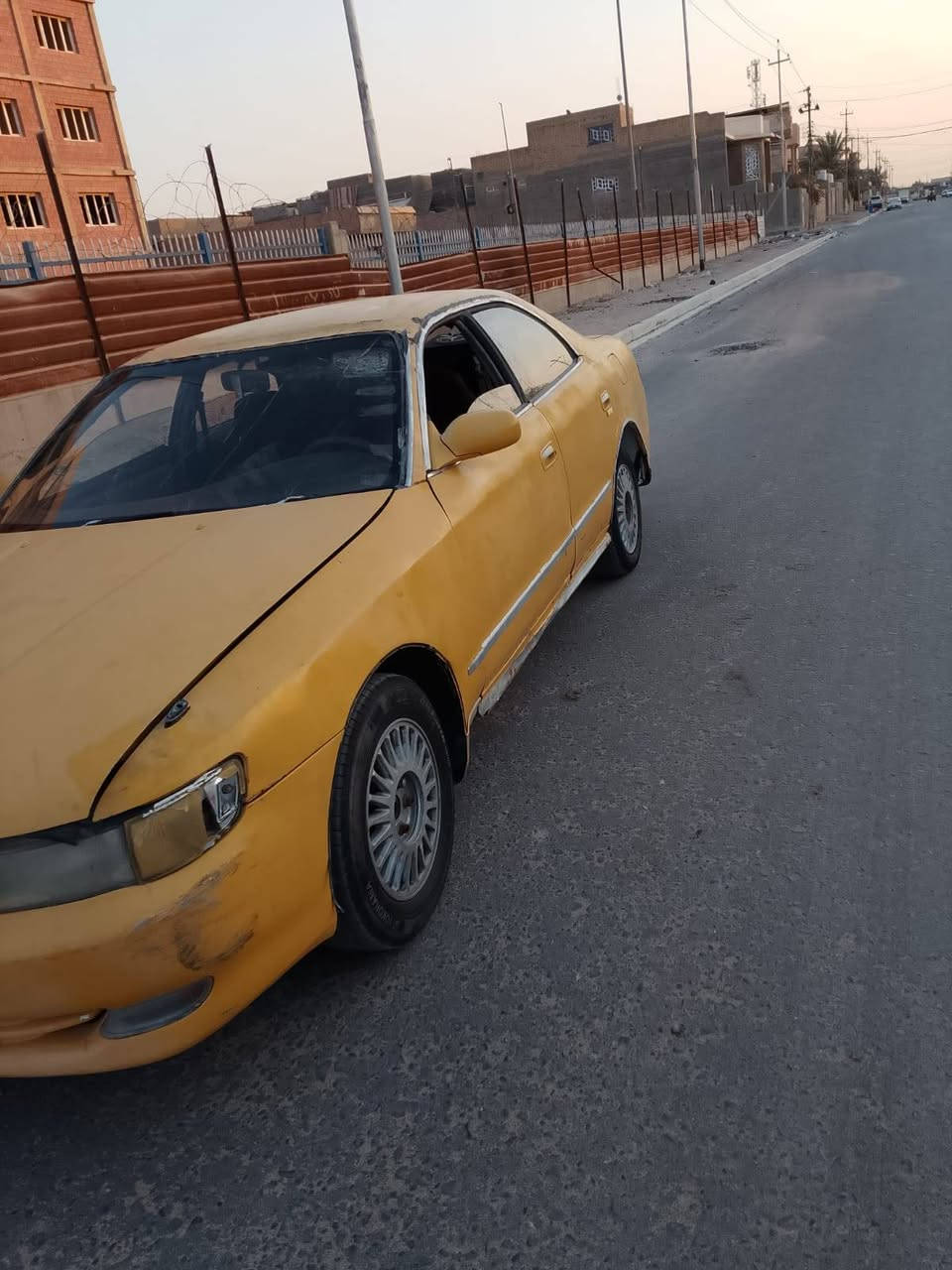 السعر 11 والقميع مستعجل 
السلام عليكم السياره شيزر رقم بصره سعرها 11 ورقه بيع مستعجل رقم بصره سويته ساقطه راعيها ما عنده الا بالوكاله موجود مقفوله قص ونقل سياره حلوه وتمشي مكانها البصره بيع مستعجل.
***********
