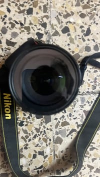 Nikon D5300 • عدسة 18-55mm VR • عدسة إضافية