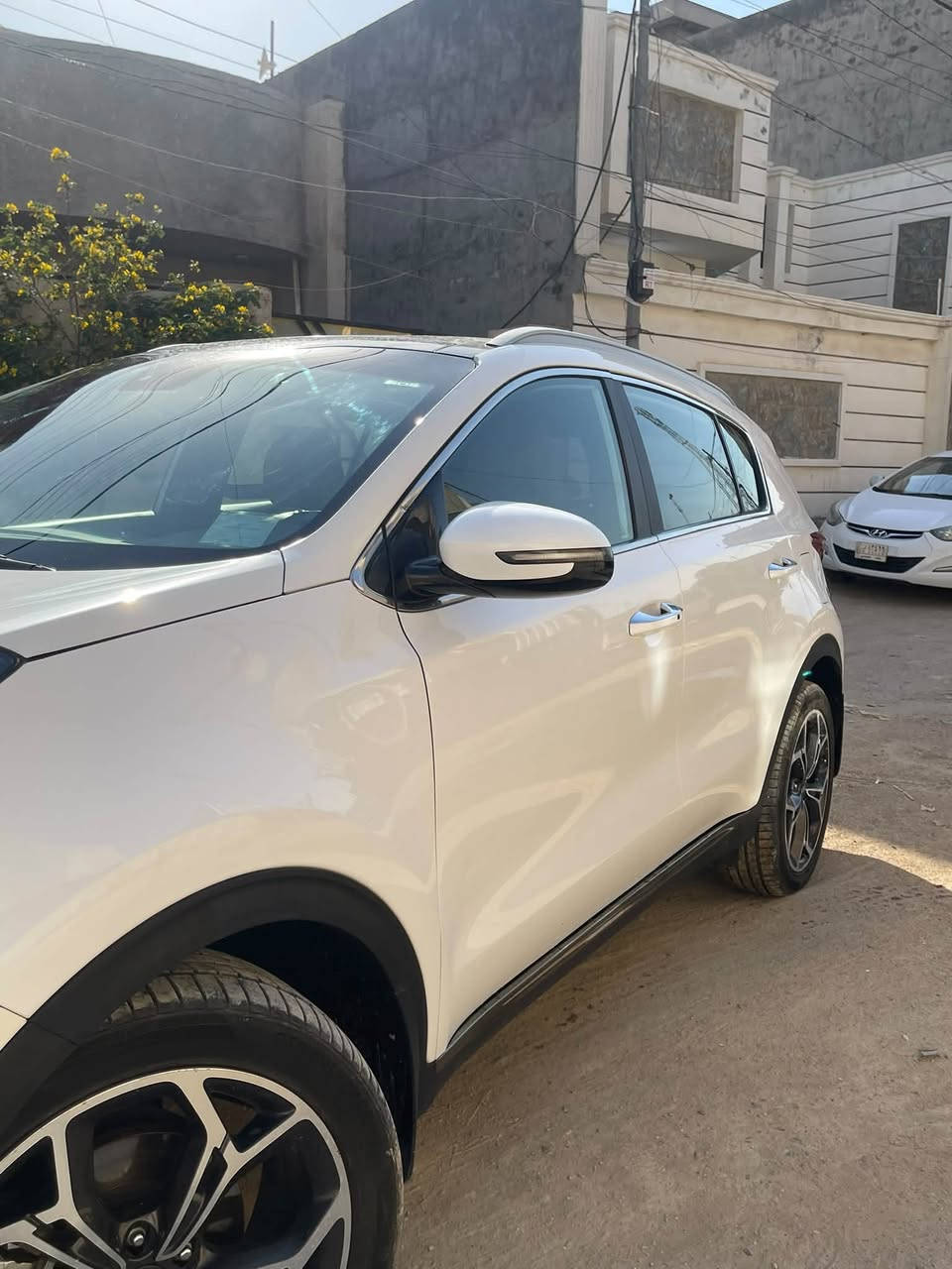 كيا سبورتج 2020 خليجي للبيع
فول للاخير فئة الجيتي لاين

حساسات امامية وخلفية

حساس مطر وضوء☔️🌧️

اشاير بالمري وشفط

ويل 19 المرغوب

بصمة دخول ذكي

تشغيل عن بعد 

كشنات السايق والراكب جلد وكهرباء

صندوق كهرباء⚡️

السبير جديد ولا نازل

داخل السيارة بيانو بلاك 

ستيرن الرياضي وفول تحكمات 

مثبت سرعة 🚝

نظام الايكو والنورمل والسبورت

مانع منحذرات

اوتو هولد

هندبريك كهرباء ⚡️

الاضاءه الداخلية بالكامل ليد✨

شاشة كبيرة يوجد فيها ابل كاربلي واندرويد اوتو

قطعتين تبريد🪭

شحن لاسلكي

حاملات اكواب☕️

بنوراما على مدار السيارة 

نظام ABS

فول نظام ايرباكات

بصمتين مال الشركة والاحتياطي موجود

فول تحكات بالبصمة مال السيارة

تخم تاير جديد

الرقم بغداد الجديد وسنوية جديدة انتهاء صلاحيته 2031

تحويل ثاني يوم

السيارة كفالة محرك وكير وتبريد وبدون دواخل

ما عدا الدعامية مبدلة وصبغ بنيد وجزء بسيط من التكمة الي بجهة السايق وباردين بسيطات جدا 

السعر 190 وبيها مجال للشراء

الرقم ***********
