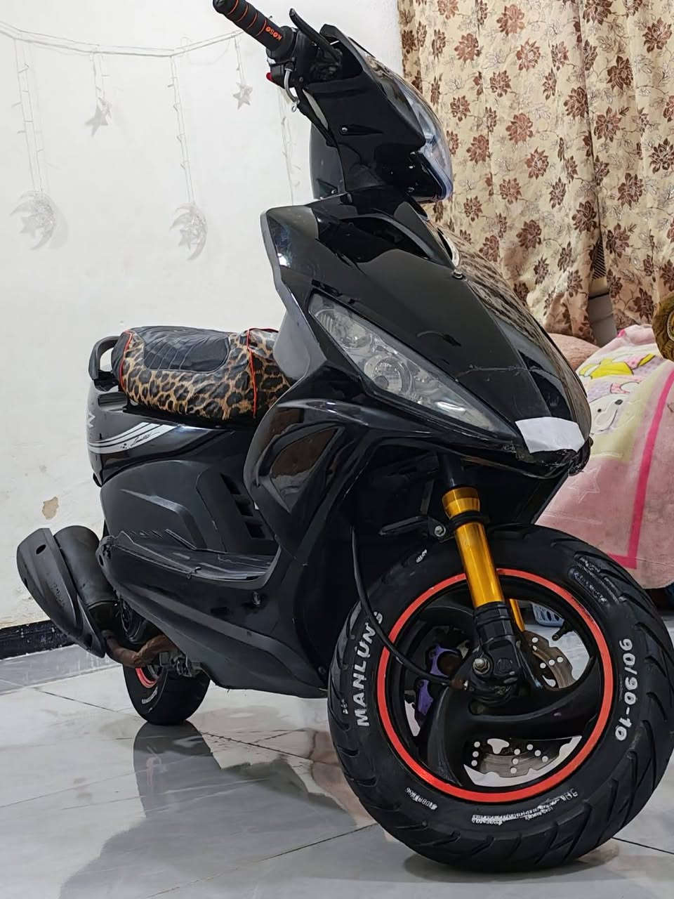يَآ آلُلُہ سلُآم علُيَگم ۆرحٍمةّ آلُ لُہ ♥  
للبيع دراجه 🛵 ماكس مضلع حديث الدراجه كامله مكمله مكينه ما مفتوحه الكفرات بلاديات 

تخم تاير جديد صدر امامي رياضي  نوعيت JMLJ اصلي  

وياله رياضي  صالنصه  سبايدر كاربون فايبر اصلي 

طسته حلوه دبلات كهربائية كله شغله شاير لايت عالي ناصي

 سكن شاير يمنه يسره  شلعه معدل خير من الله  

اوراق منفيس موجود والدراجه كله مكفوله   

العنوان بغداد الأعلام هاذ رقمي بي وتساب رأسلني وتدلل

 ***********   السعر بلاشش ب 400 سبب البيع صار

 عندي ظرف واريد ابيعه وبل عافيه عله ياخذه تحياتي للجميع 🌹♥
