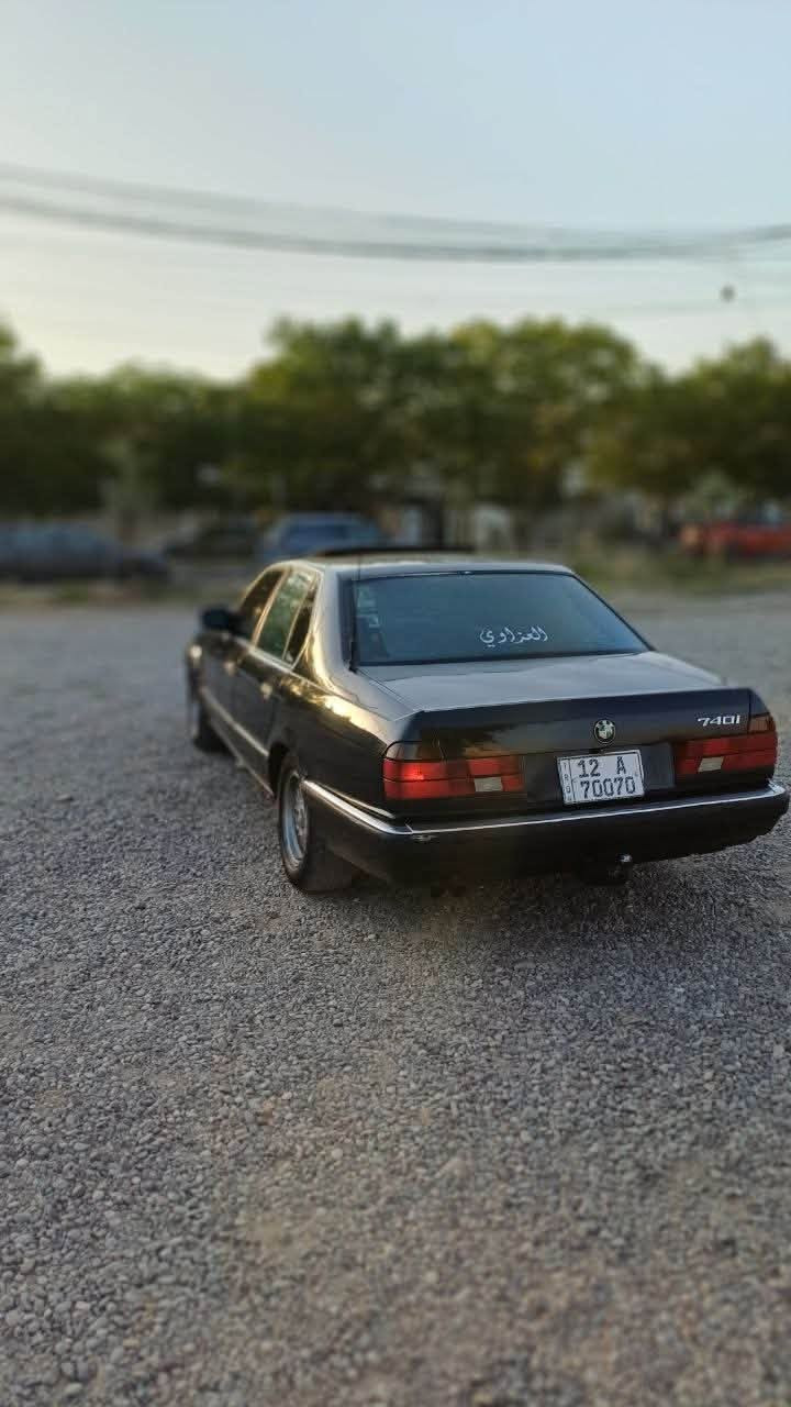 Bmw 735
مكينة 735 فل  غير متواجد ع فيس 
كير توماتيك 3وضعيات قيادة 
صبغ عام جمالية 
كير +محرك قصة 
كمبريسر تبريد جديد قصة بس البوري بينو كسر 
جامات 4 كهرب داخل جلد وصاج ضاغطة الزنجيل مال محرك سايفة بيها صوت فقط عالسلولي
تاخذ وي السيارة غراض طخم امامي كامل لان طخمها تعبان 
والسيارة مستحقة تنعيم وبولش تاخذها كاملة من ناحية قشر 
والسعر 65 وبيها مجال
واتساب حصرا ‭***********‬
