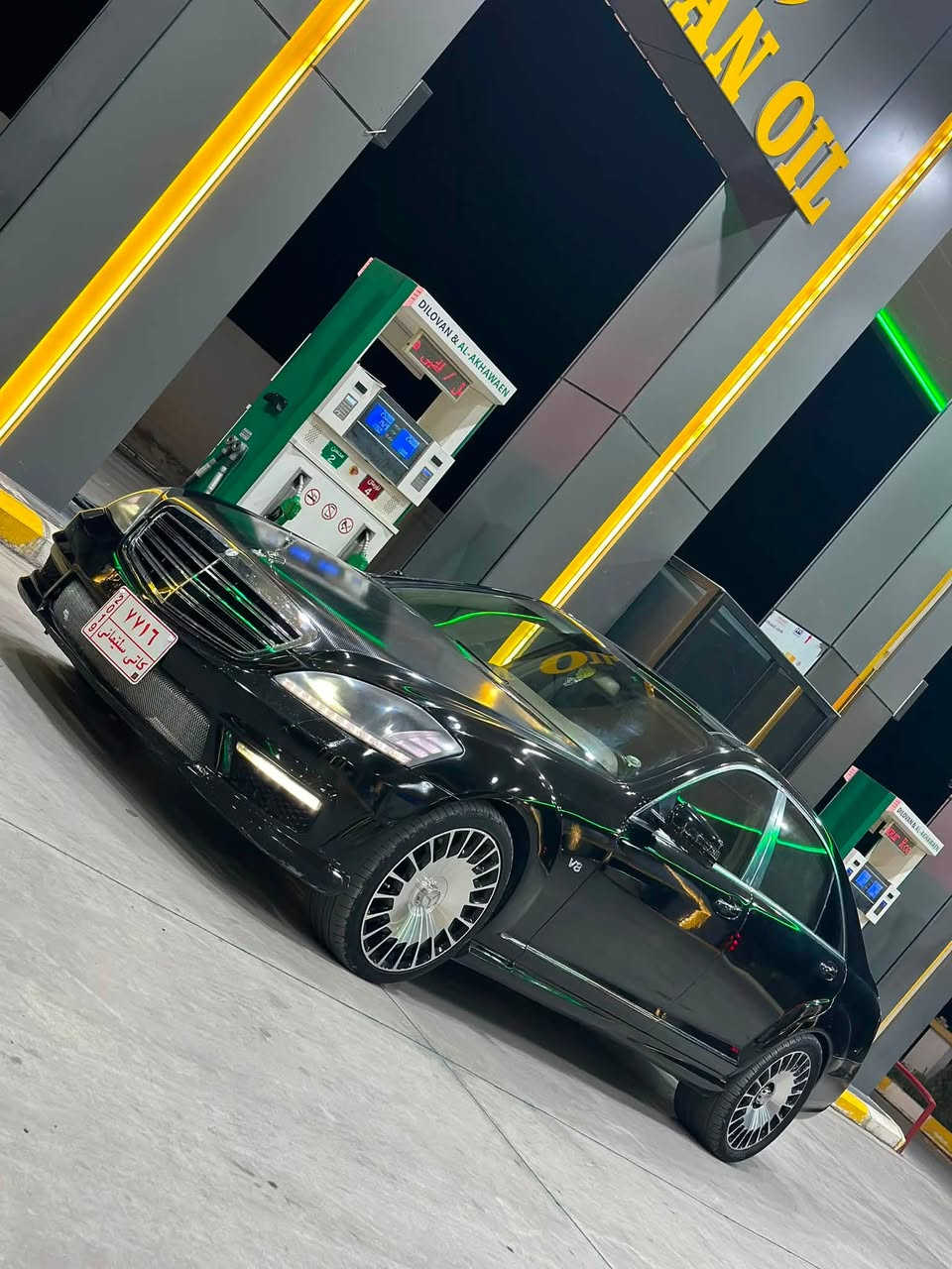 ماشاءالله🪬🖤 
مارسيدس S550 موديل2008 
ساغ ئةدةوات كامل كراوة بة 2013 ي AMG
سةيارةكة تابليي پاك و مةزبوتة 
فوول مواسةفات دةرگا شةفت و لارج
پانوراما پينج پةردة و كارةبا 
كوشن گةرم و سارد و مةساج
سالانسةي سپورت كيش و قةوةتي سةيارةكة ماشالله ي ئةويت
سةدري مةزبوت كارةباي گياني مةزبوت
لاشةي ريك و جوان بي لي دراو 
سةيارةكة 8 پستونة گيرو مةكينةي بةشةرت
بو سعرةكةشي مشتةرين جةرةس بكةن يان نامة بنيرن
مشتةريش نين سةيري بكةن و دوعاي خير بكةن
***********
