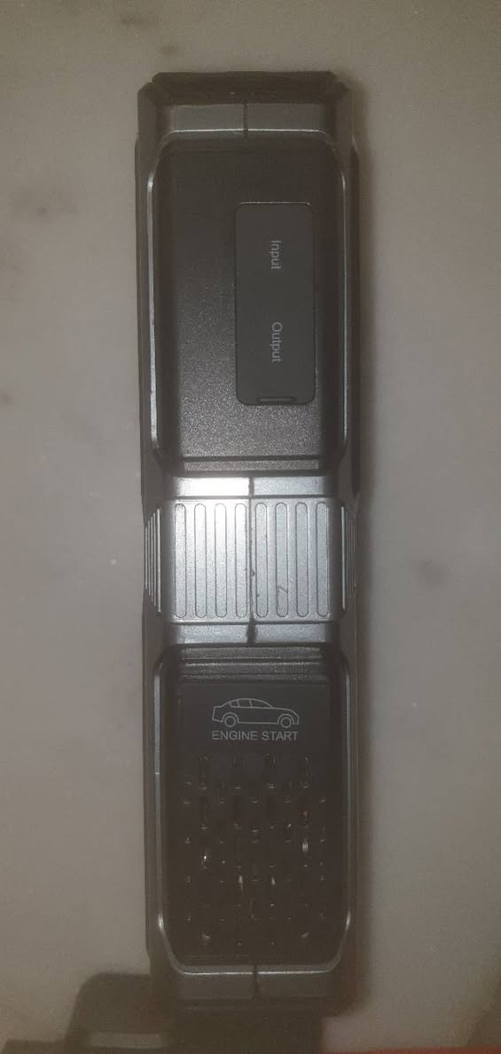 جطل ومنفاخ مستعمل المنفاخ  ميشتغل بس جطل حجم الجبير ابيعلك بس جطل شغال شحن تابسي وتشح منه موبيل سعره 35  ماعندي توصيل مكاني بغداد البلديات

