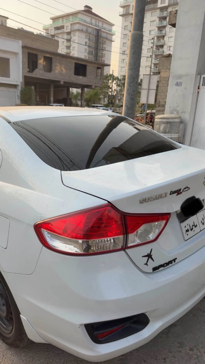 Suzuki claz 2017
سوزوکی یابانی ئەسلی ١.٦ لیتر
سەیارەیەکی تا بلێی پاک و بێ کێشەیە
٢ ساڵ زیاترە لای خۆمانە و سەیارەکە لۆکە
تەنهاو تەنها ٣٣ هەزار کیلۆمەتر رۆشتووە وەک سفر وایە
سەیارەکە رووبعێکی بۆنیت و روبعێکی چەمەلەخی پێشەوەی بۆیاخە 
ناو زەردە
کوشن جلدە
سوکان ڤۆلیومە
چوار جام کارەبایە
تەبرید مەرکەزییە 
بلوتوزە
نرخی ٨٩ وەرەقەو مەجالی کەم
بۆ زانیاری زیاتر پەیوەندی بکەن 
***********
سەیارەکە لە سلێمانییە و تەحویل و غەرامە بە شەرت السليمانية, العراق
