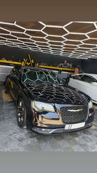 كرايسلر اسود S300-2016 كلين تايتل عده الجاملغ جهة السايق مبدل بلادي و ...
