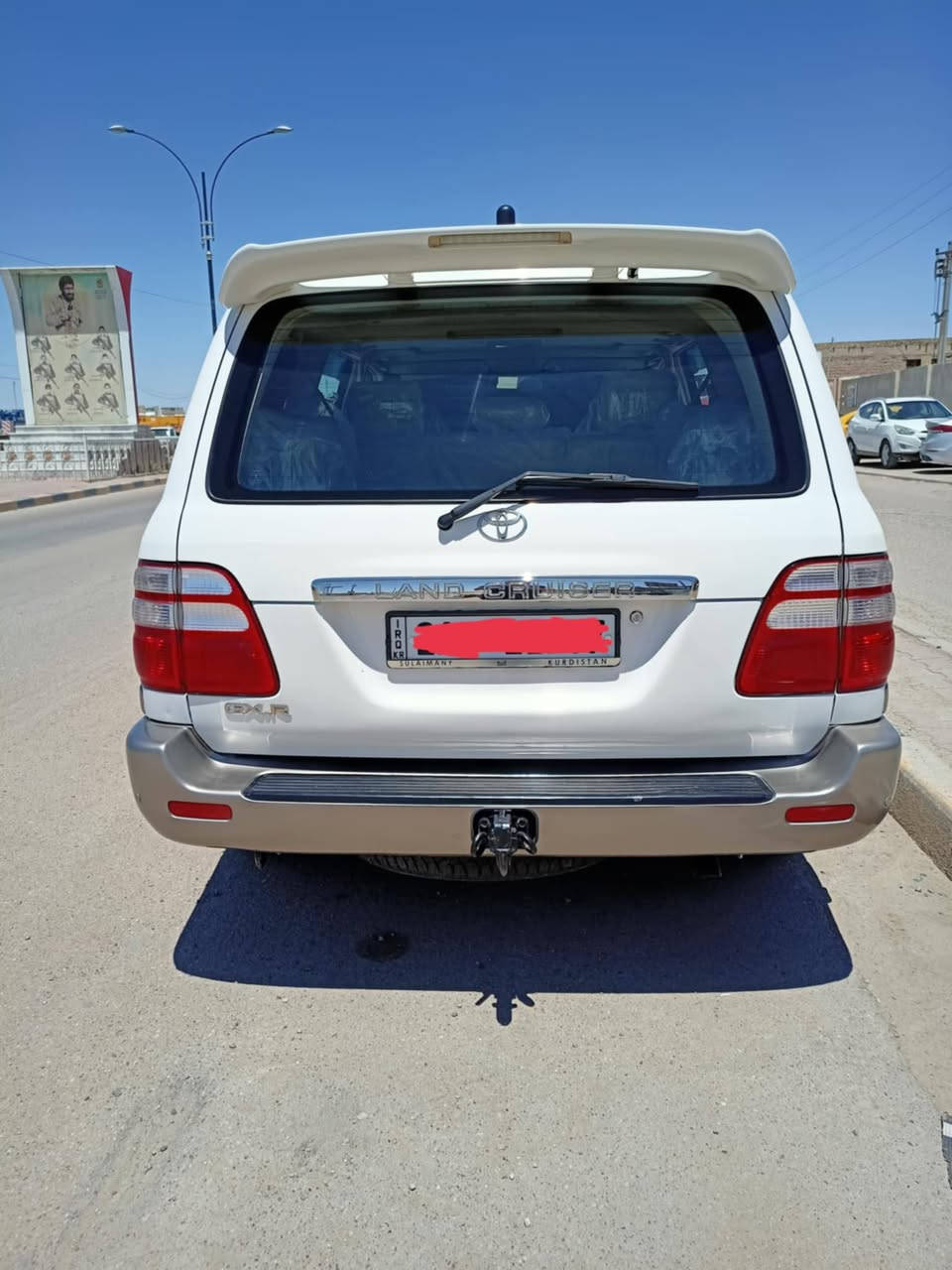 السلام عليكم 
من رخصة الادمن 
لاندكروز جكساره
2005
محرك 6سلندر
مكينه 4600
كفاله عامه 
مال بيت فول نضافه
رقم سليمانيه
موجوده بالعمارة 
225$
اي استفسار 
***********
