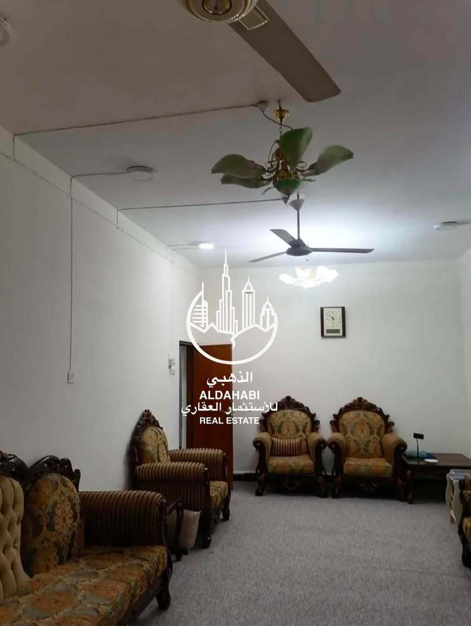 بيت طابقين للايجار في الجنينه موقع ممتاز جداً يلائم السكن العائلي يحتوي ست غرف منام مساحه 250 متر 

مواصفات البيت يحتوي ست  غرف منام ، صاله ، استقبال ، مطبخ ، صحيات ، كراج ، حديقه 

سعر الايجار مليون و350 الف 
.
للمعلومات اكثر الاتصال على الارقام
*********** 
***********
او زيارة موقعنا 
البصره _ شارع عام حي الزهراء _ قرب مستشفى النفط 
الذهبي للاستثمار العقاري
مجاز قانونياً
