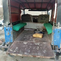 زوبه للبيع مكينه وقير عادي جير اربع نوار مكينه وناس مكينه دخانه بيها س...