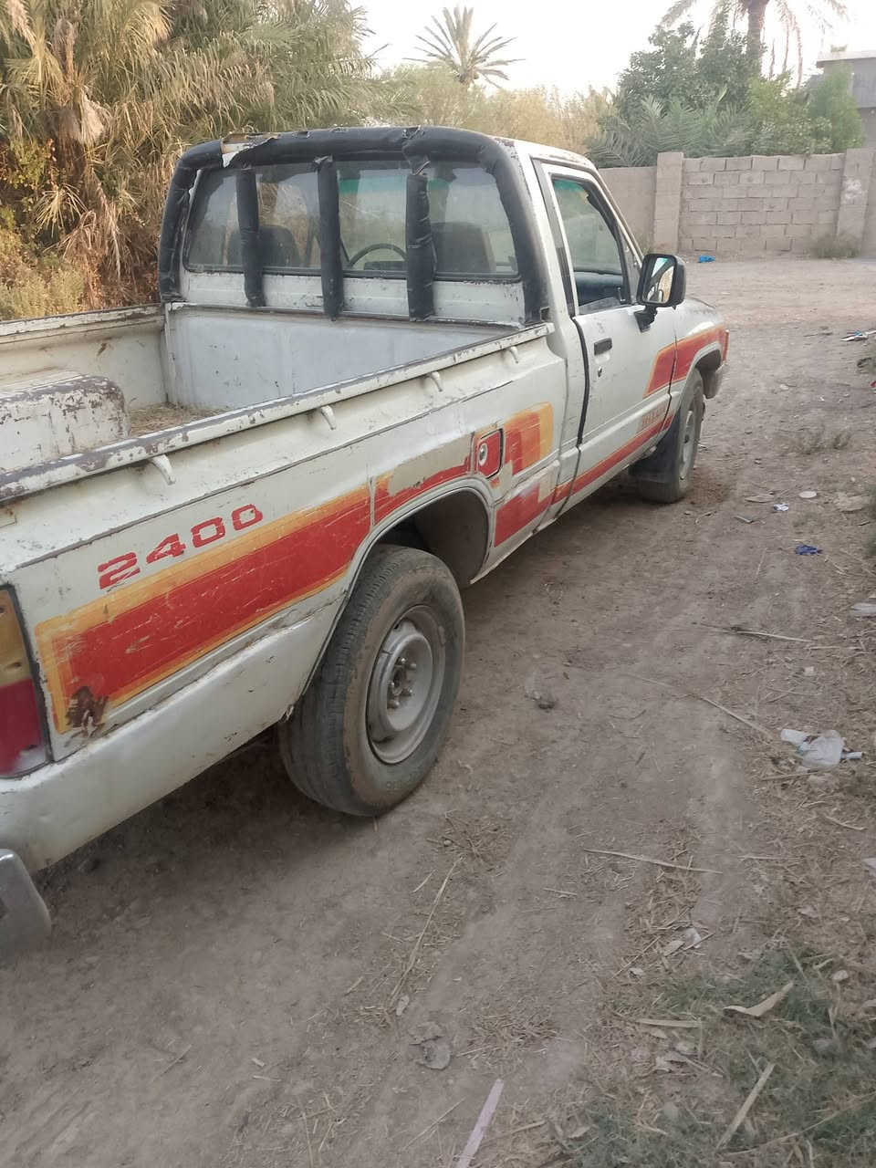 سيارة بيك اب 88 محرك كروسيده جديد حدادية جديده كشر نظيف سيارة بلاديه رقم بابل  باسمي السعر 38 ورقه وبيه مجال اشويه حق الجيه لتواصل اتصل على الرقم ***********
