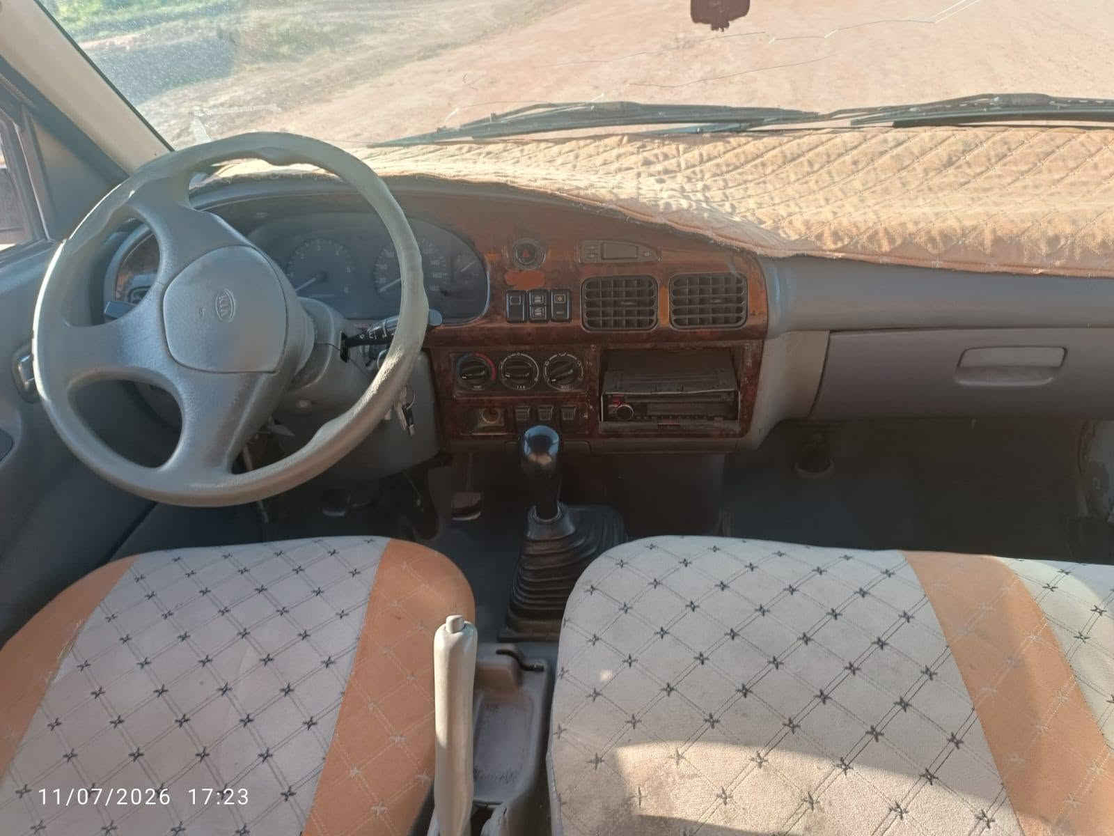 السلام عليكم بريجو موديل 1999 قادسيه كير ومكينه واكسل كفاله السياره مصبوغه للجماليه أثر شخوط دوشمه جديده أرضية نظيفة السياره معروضة 65 وبيها مجال للاستفسار أكثر إتصل *********** إني مكلف بالنشر

نص مكتوب في الصور:
- 11/07/2026 17:22
- 11/07/2026 17:23