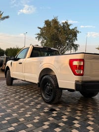 Ford f150  موديل ٢٠٢٢  ماشية ٥٥ الف ميل  رقم اربيل باسمي  ٦ سلندر  محر...