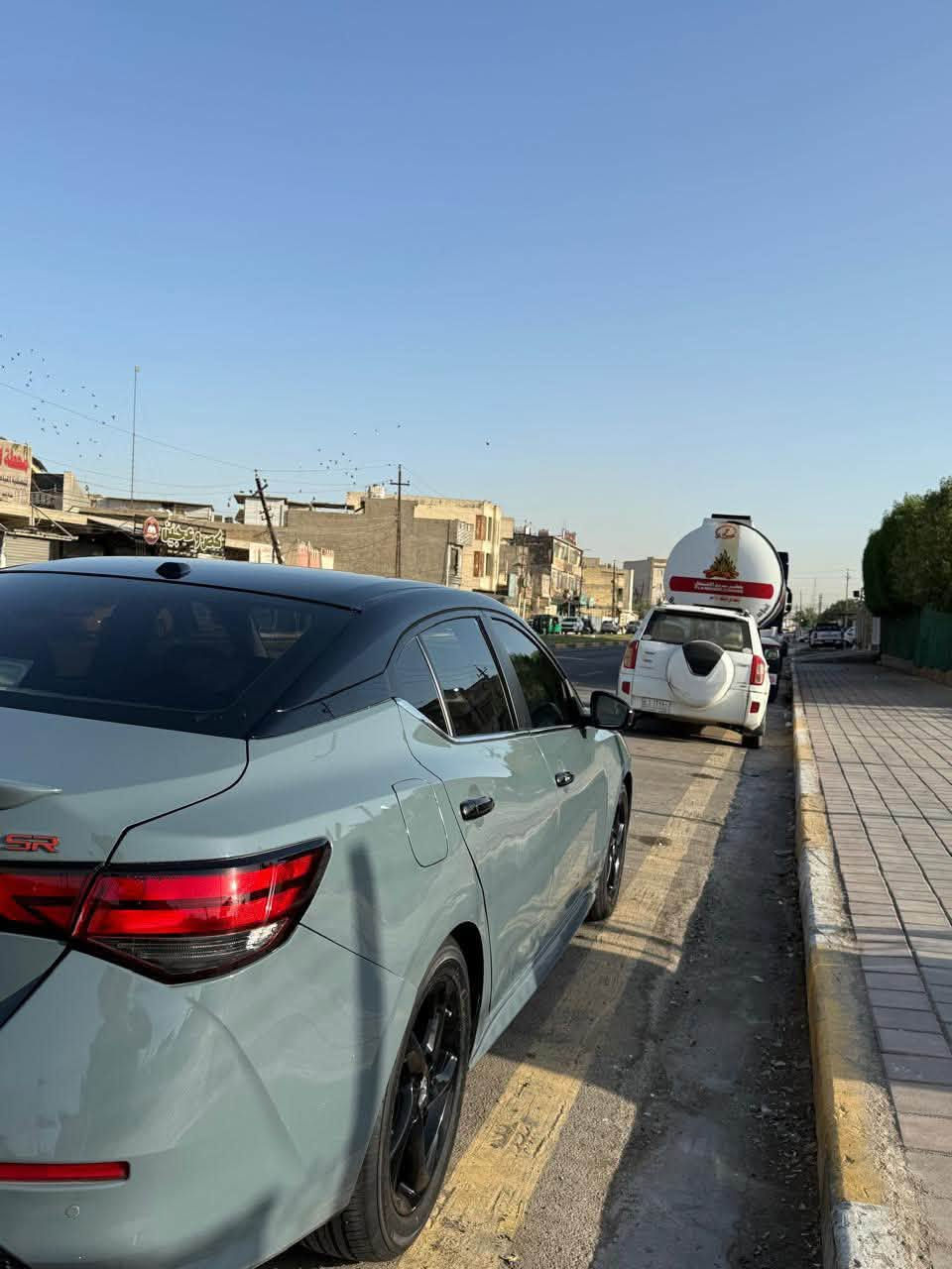 نيسان سنترا مديل 2024 مواصفاتRS
تو كلر فتحة رادار مواصفات اهواي 
مامشه السياره 24000
قطعة وحدة صبغ +قطع بارد 
قبل اسوع ابدل تخم تاير او ويل جديد السعر (157) او بيه مجال 
مكان السيارة بغداد 
رقم اتلفون ***********
