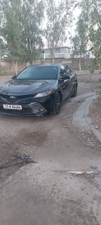 كامري موديل ٢٠١٨ ماشيه ١٦٧ قابل للزياده السياره بدون دواخل بدون ايرباك...