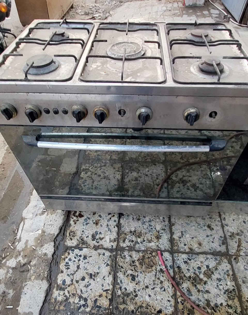 طباخ 5 عيون يرادله ترتيب واضافات 40
طباخ 4 عيون 25
زاويه مرايه دواره تركيه 35
طبله وسطيه مفرده حلوه مرتبه 20
كنتور 4 بوب صاج قديم مصبوغ ابيض 40
ميز مرايه تركي 40
كومدي تركي جرارات 25
 .
بعقوبه شارع خريسان ***********
