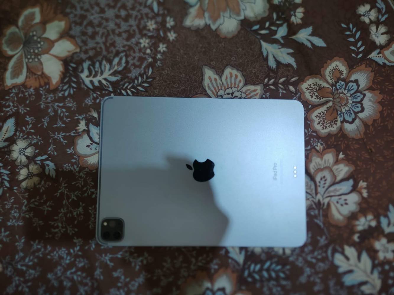 آيباد برو ١١ • M2 • ١٢٨
