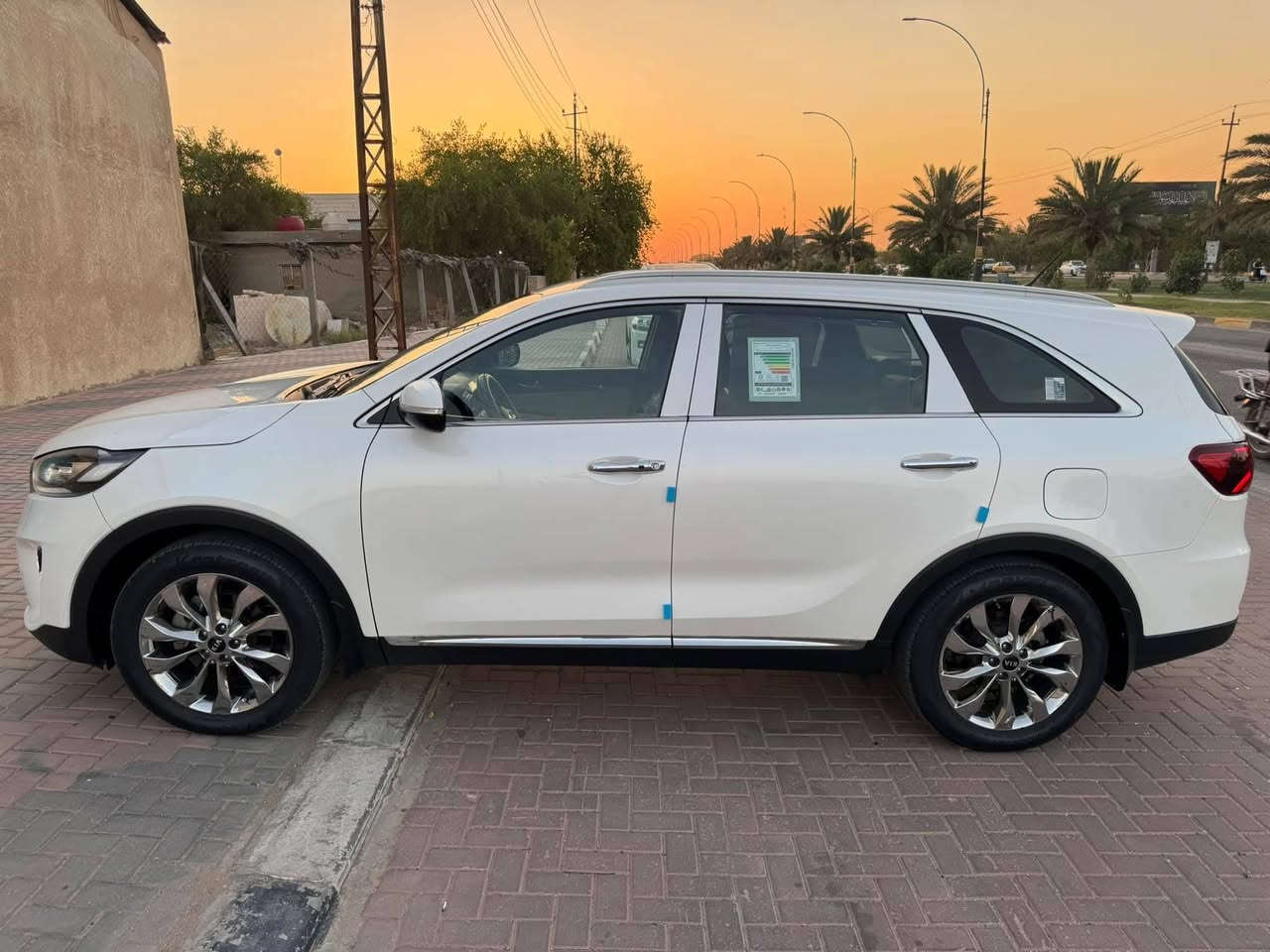 سورنتو موديل 2019 خليجي مكفوله من ضربه والصبغ سياره جاهزه من محرك و كير شرط كفاله مكان سياره بابل حله مركز المدينه رقم بغداد. شرط تحويل للاستفسار اكثر *********** واتساب او اتصال سياره بيهه سونار جديد سعر سياره مال بيع 228و بيهه مجال جدا بسيط رجائا المو شراي لتعبني ولا اتعبك كلشي موجود بل سوك سياره من حداديه تخم تاير كلشي جاهزه
