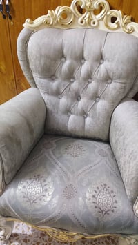 طقم كنب • ٢ كبار • ٤ صغار