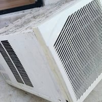 بيع  مكيف 2طن افينتر نضيف جداً نوع الحافظ 07826145110الغزاليه