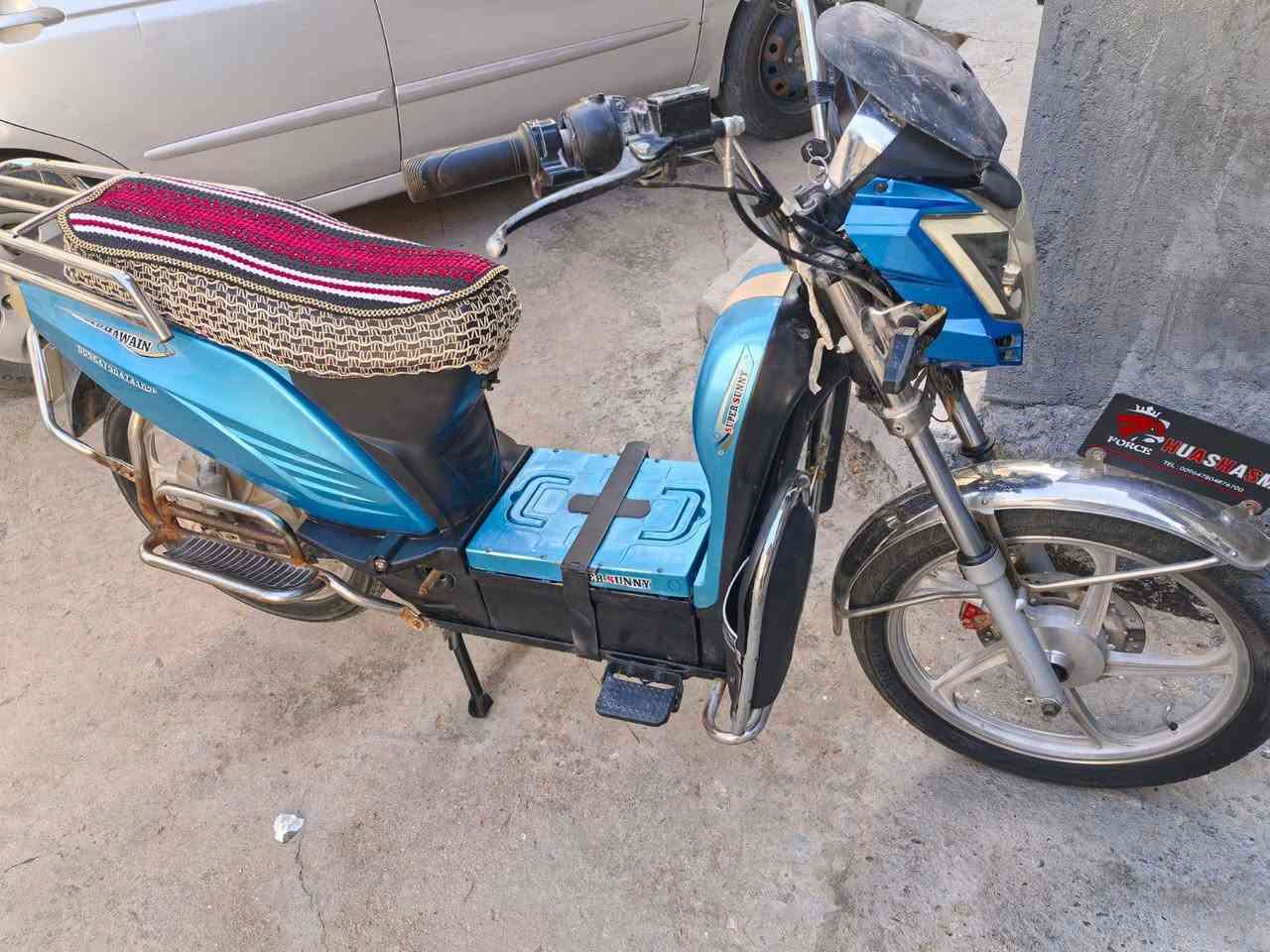 هارلي • نظيف • بطارياته