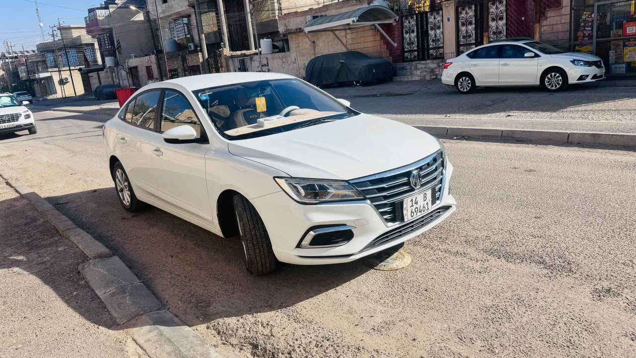السلام عليكم mg5 مديل 2025  سياره جاهزه مجهزه من جميع النواحي مكينه كير حداده تبريد كله فول سياره باسمي تحويل مباشر رقم بصره جديد سنويه جديده ماشيه 22 الف فقط بيها بارد فقط خشم البنيد الركن وخشم الجاملق الأمامي والباب الخلفي ضربته خفيفه كدامكم بالصورة فقط لا غير السعر 92 وبيها مجال ملاحظه/ السيارة جديدة بعدها بضمان الشركة ٦ سنوات او ٢٠٠ الف كيلو *********** البصرة, العراق
