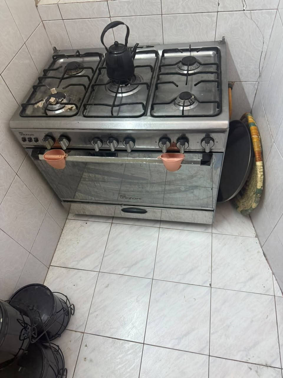 طباخ200 ثريا100 مكان بلديات *********** وتساب
