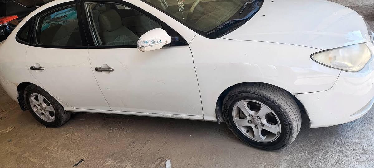 نترة البيع موديل ٢٠١١ سيارة نضيفة مال جناي بيهة فقط باب سايق فقط صبغ ما بدلة سيارة نضيفة حيل رايدهة ١١٥ بيهة مجال الشراي بكانهة ديالى بعقوبة بهرز تواصل علة هاذة رقم ***********

