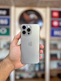 ايفون 15 • شاشة اصليه مبدلة • بطارية ٧١