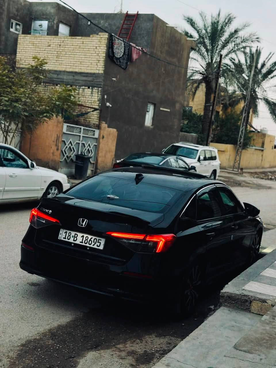 السلام عليكم
بيع مستعجل  السياره تسوه اكثر بهواي  البيع لغرض السفر 

هوندا سيفك ياباني وارد امريكي 2023  فول مواصفات للأخير  ماشيه 47 الف فقط  گير و مكينه مكفولات و تبريد ثلج و تخم تاير جديد وحتى زيد الگير بدلته  

فتحه 3 بصمات  رادارات 3 كامرات كشنات تدفئه والسياره حره و بأسمي شخصياً مداور ثاني يوم واني گاص السياره من امريكا بأيدي 

حادث السياره مرفق داخل المنشور فقط نص الچاملغ و ربع البنيد بس اني بدلتهن بدون اي دواخل و بيها قطعتين كلير من امريكا 

السعر 123 ورقه وبيها مجال حق الجيه فقط للاستفسار الاتصال على الارقام التاليه 

***********

***********
