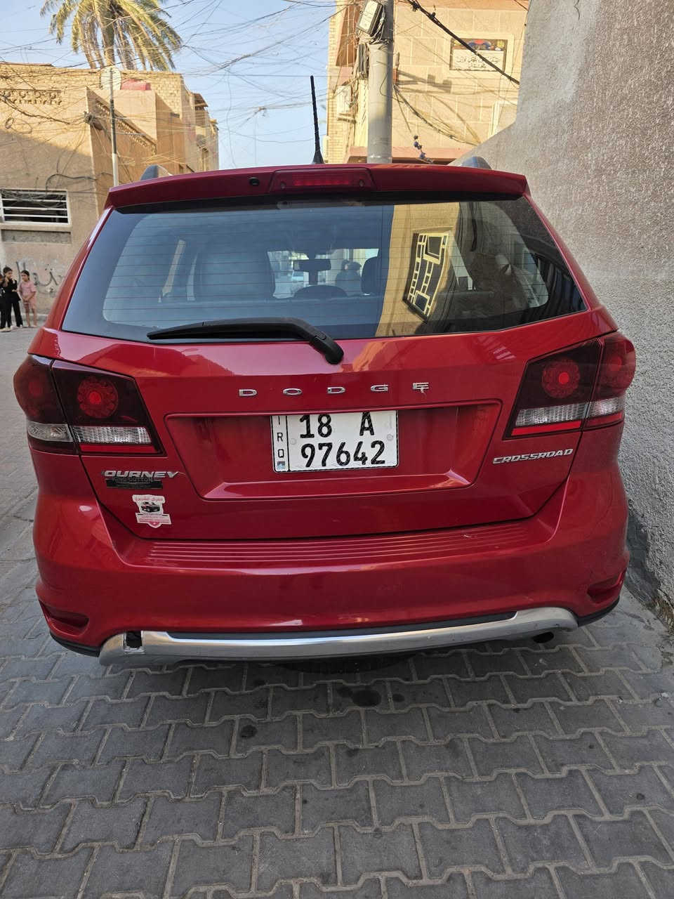 دوج جورني 2018
محرك 2400
سنوية بأسمي 
رقم بابل 
كير اوتوماتيك 
تحكم استيرن
كشن كهربائي
عدد المقاعد 7
ثلاث قطع تبريد 
لون احمر 
السعر 125 بیه مجال
*********** أقل
