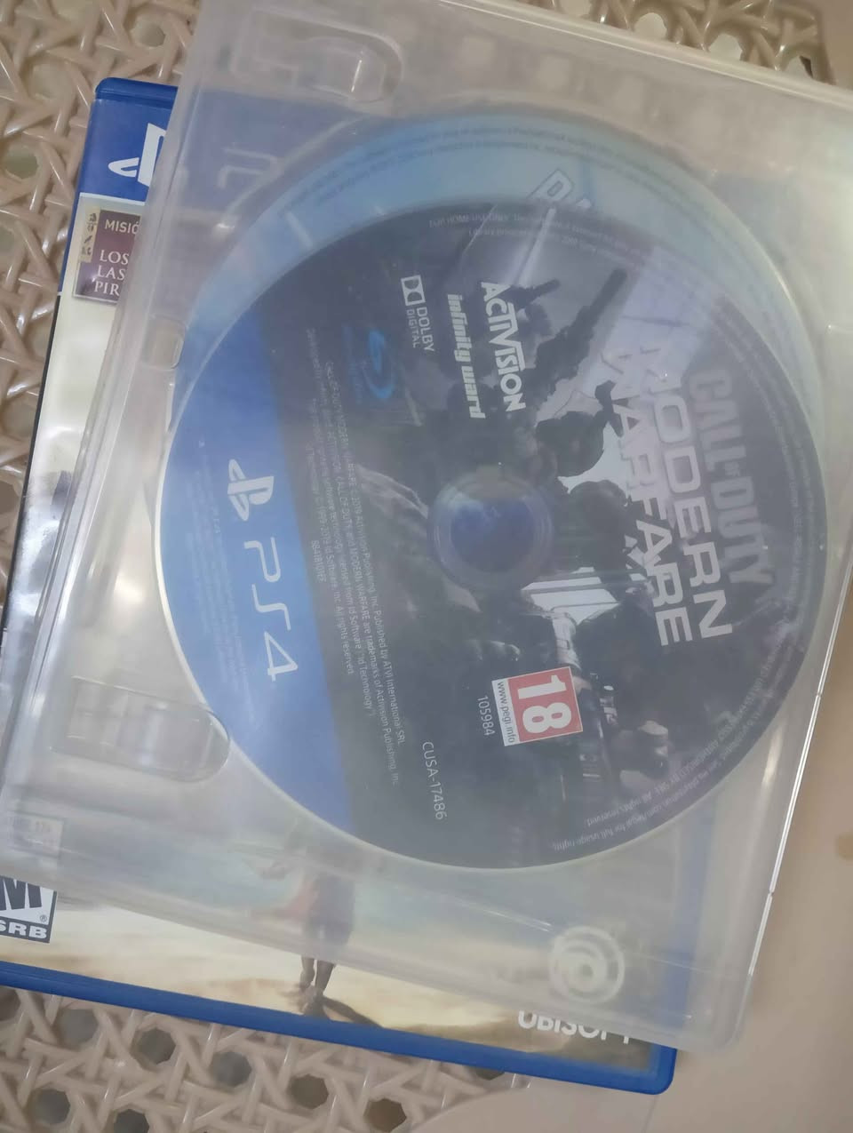 Ps5 بێ بۆکس
Hyperx cloud 2 wired لەگەڵ بۆکس و شتی ئۆریحیناڵ 
1 controller
4 CD 1.minecraft 2.cod mw1 2019 3.battlefield 5 4.pes2020
مەعامەلەش هەیە و گەیاندن هەیە بۆ هەموو ئێراق
تێل *********** حلبجة, السليمانية
