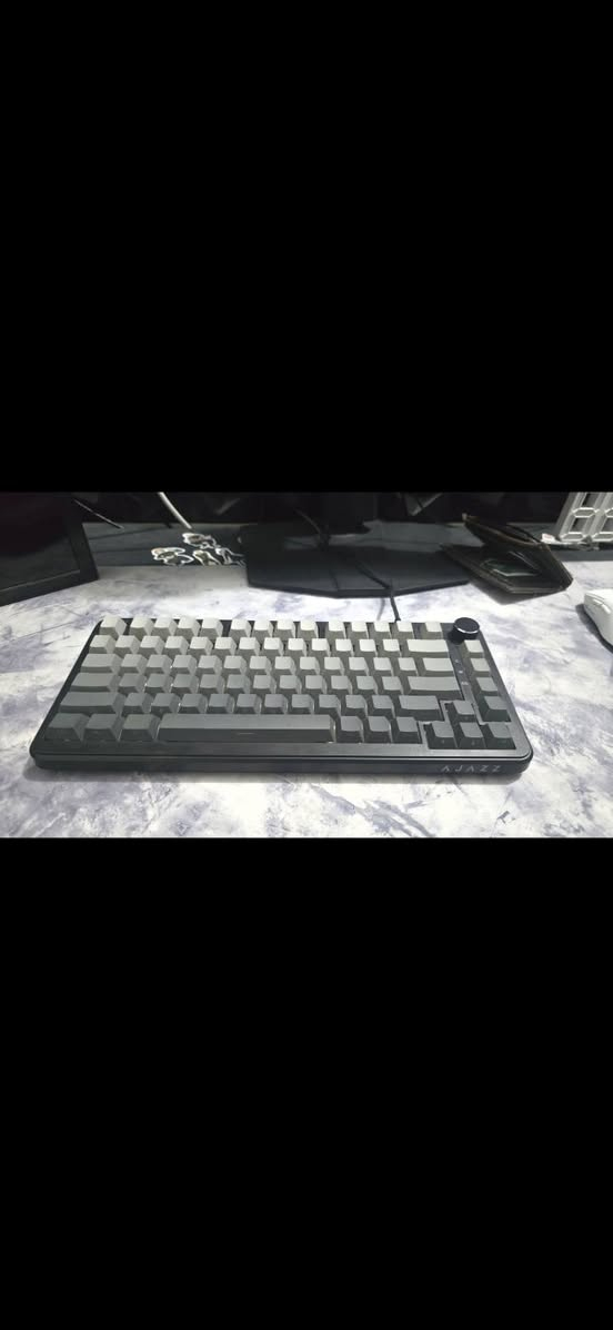 قطع للبيع
كيبورد ستيل سيريس ابيكس برو نضيف كلش سعرة ١٢٥ الف 
كيبورد اجاز ak 820 max مغناطيسي سعرة ٤٥ 
مبرد مائي ايكو ٣٦٠ حجمة يرهم عل انتل سعرة ٦٥
سماعات رايزر بلاك شارك v2 سعرهة ٣٥ 
جوستك سيريس اكس نضيف كلش سعرة ٥٠
الاسعار ثابتة وبدون عملة مكاني بغداد دورة ومتوفر توصيل 
***********
