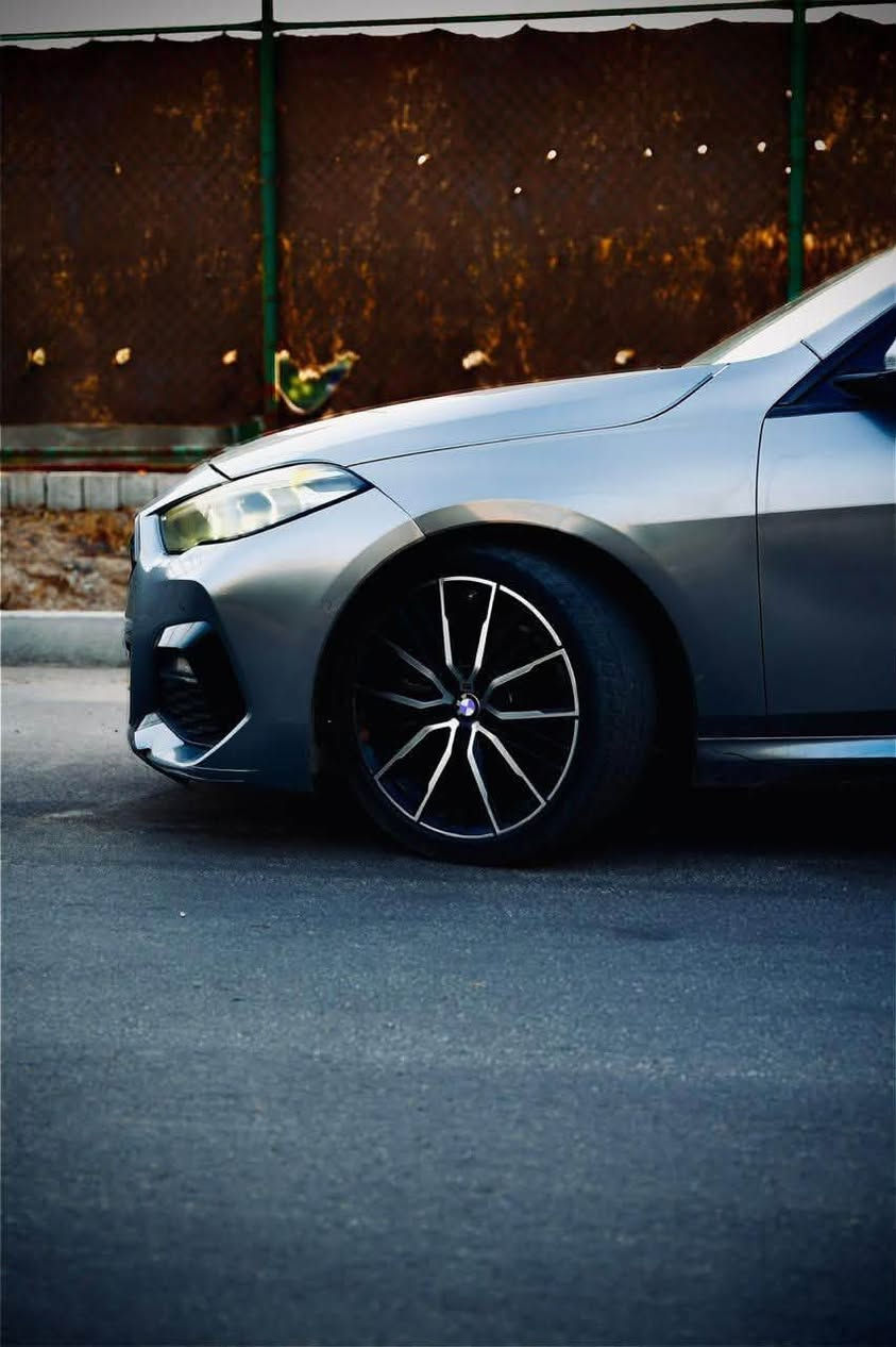 بيع مستعجل متوازي
للبيع bmw الفئة الثانية 228i 2022  
السيارة m بكج بلادي ويل 19 بلادي 
بدون ايرباك حادث خفيف صور الحادث بالمنشور
 فول مواصفات ماشية 39 ميل 
رقم اربيل مميز ب اسمي تحويل ثاني يوم
بدون نقص برغي صفر مسج 
تخم تاير امامي جديد باتري agm سعرة 300 البارحة شديتة
السعر 210 الشراي يتصل ***********
مكاني بغداد شارع فلسطين بيع فقط بدون مراوس
