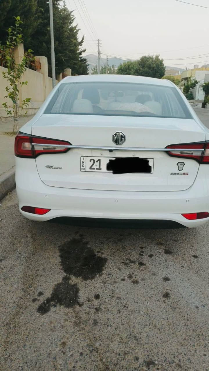 ئێمجی ٥ ٢٠٢٣  مواسەفات کۆمفۆرت خلیجی ٦٤ڕۆشتوە 
 سەیارەکە زۆر پاکە  بێ کێشەیە  هەموو مەسروفێکی بۆ کراوە 
ڕۆنی تازە بۆ گۆڕاوە   
تەنها ١ دۆسیە بۆیاخە   گێڕو مەکینەی  تەحویل خەرامە بە شەرت   سەیارەی مەعرەز نییە ڕەقەم سلێمانییە 
لایت زینۆن 
شاشەو کامێرای بیلاد 
تایە لۆکی بۆ دانراوە 
*********** حلبجة, السليمانية

