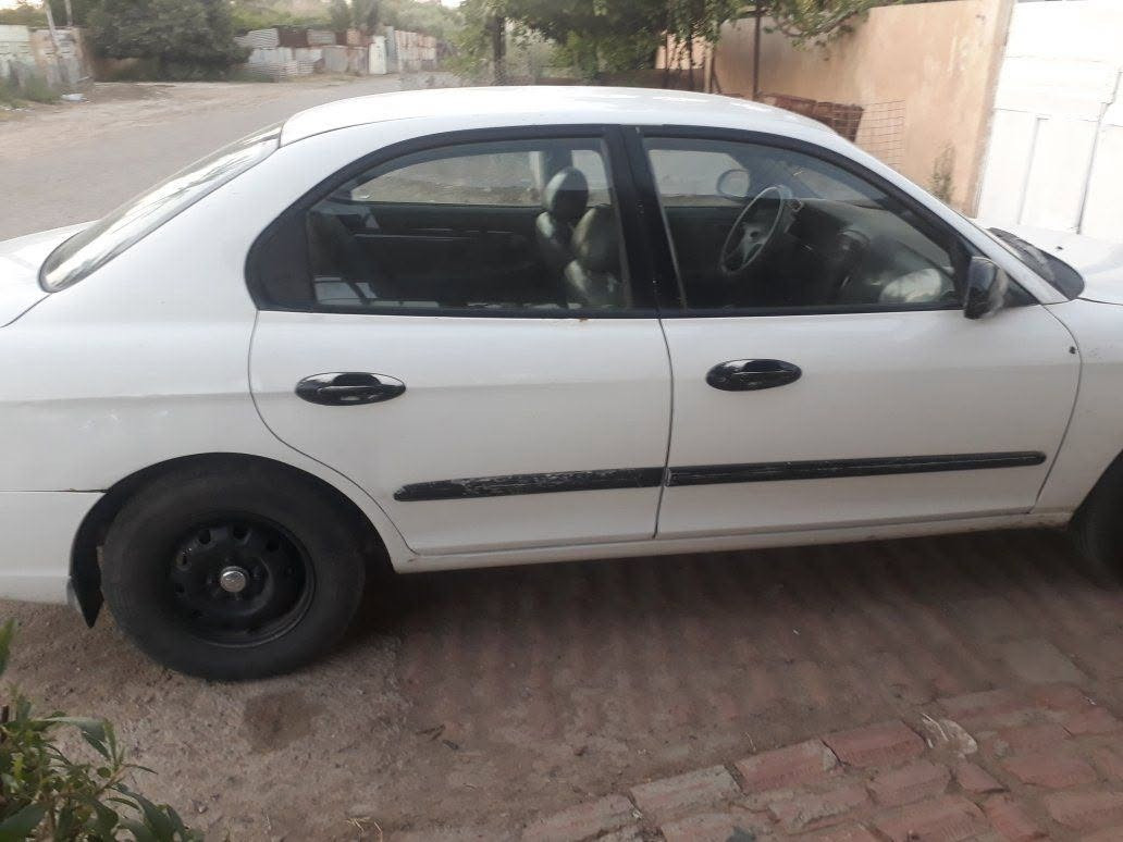 لبيع سوناتا موديل 2002 رقم بغداد محرك وكير اتو جدد ب 50 رايدها شراي يتصل *********** و ***********
