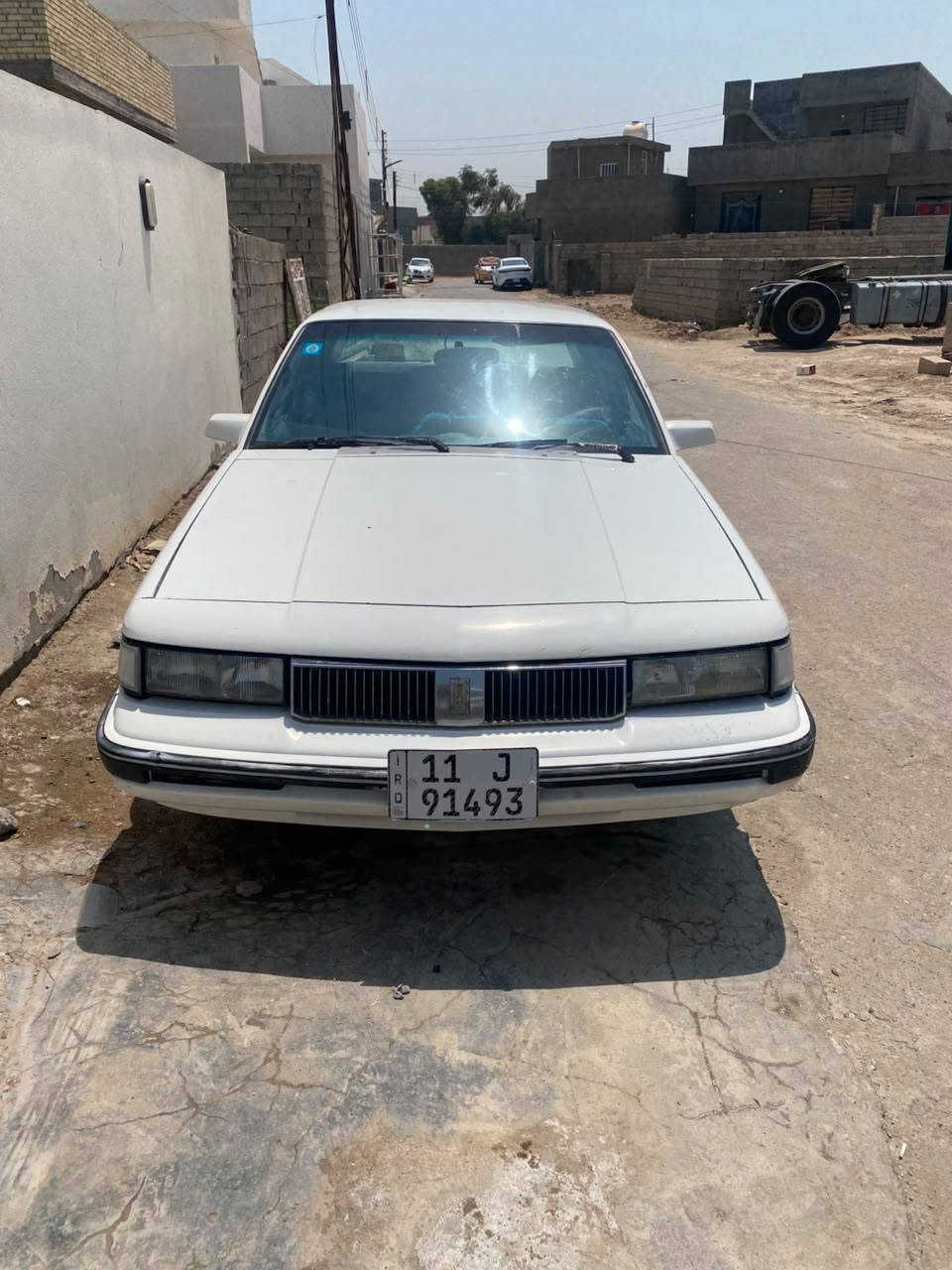 السلام عليكم 🫡
اولـدز موديل 1990 كلشي بلادي شركة  رقم انكليزي بغداد سنويه لل ٢٠٢٩ 

صبغ فقط حزام لا خياس لا ضربة سياره تحفـة محرك لاتبخير ولا تنقيص شرط الأوفر ع 80 يعد شلعته تشك الگاع كلشي بيه مكفول على وضع شركة يعني بلادي من امه 🫰😌 .. تايرات تخم جديد  غرفتها جديده  💯💯%كهربائيات كلها شغال ابواب سنتر لوك ،،،اناره اشاير + منظومة زنون عالي اصلي ،،دبل اشاره كلها شغال  السياره بلاد يعني  مابيها اي نقص تدفئة وتبريد نقص غاز❄️  وبالعافيه على ياخذه وتكون من نصيبه مكان السياره بسمايه 

ملاحظة: رجاءاً رجاءً اقره منشور زين ولحد يكسر بحلال العالم تعجبه يتصل واني خادم  السعر 44ورقه وبيها مجال. للتواصل ***********
