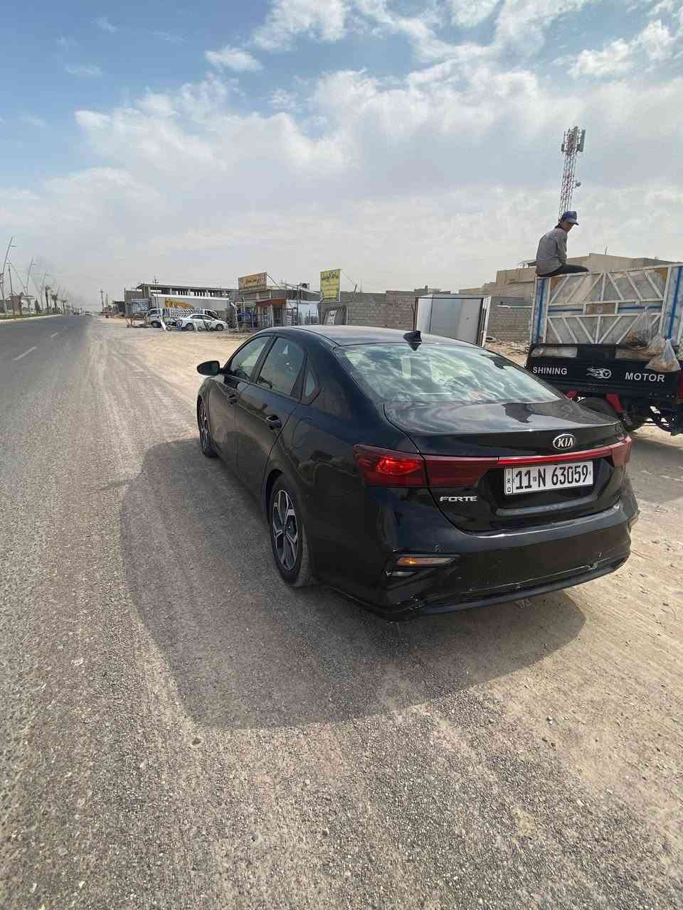 السلام عليكم كيا فورتي 2019KiaForte XLS🇰🇷وارد امريكي رقم بغداد بسمي هزه وسنويه ورقام جدد محرك2000 كيرATمحرك كير حداديه تبريد تتفئه سياره جاهزه بلكات نوزلات وضع شركه محرك ممفتوح برغي بي  ماشيه 63miسونار مرفق بيه ٣ قطع كلير وباب السائق مبدل ايرباك برده وستيرن السعر107وبيه مجال مكان صلاح الدين تكريت رقم *********** ***********
3kpf24ad2ke121068رقم الشاصي
بيع او مراوس بكورلا فقط
