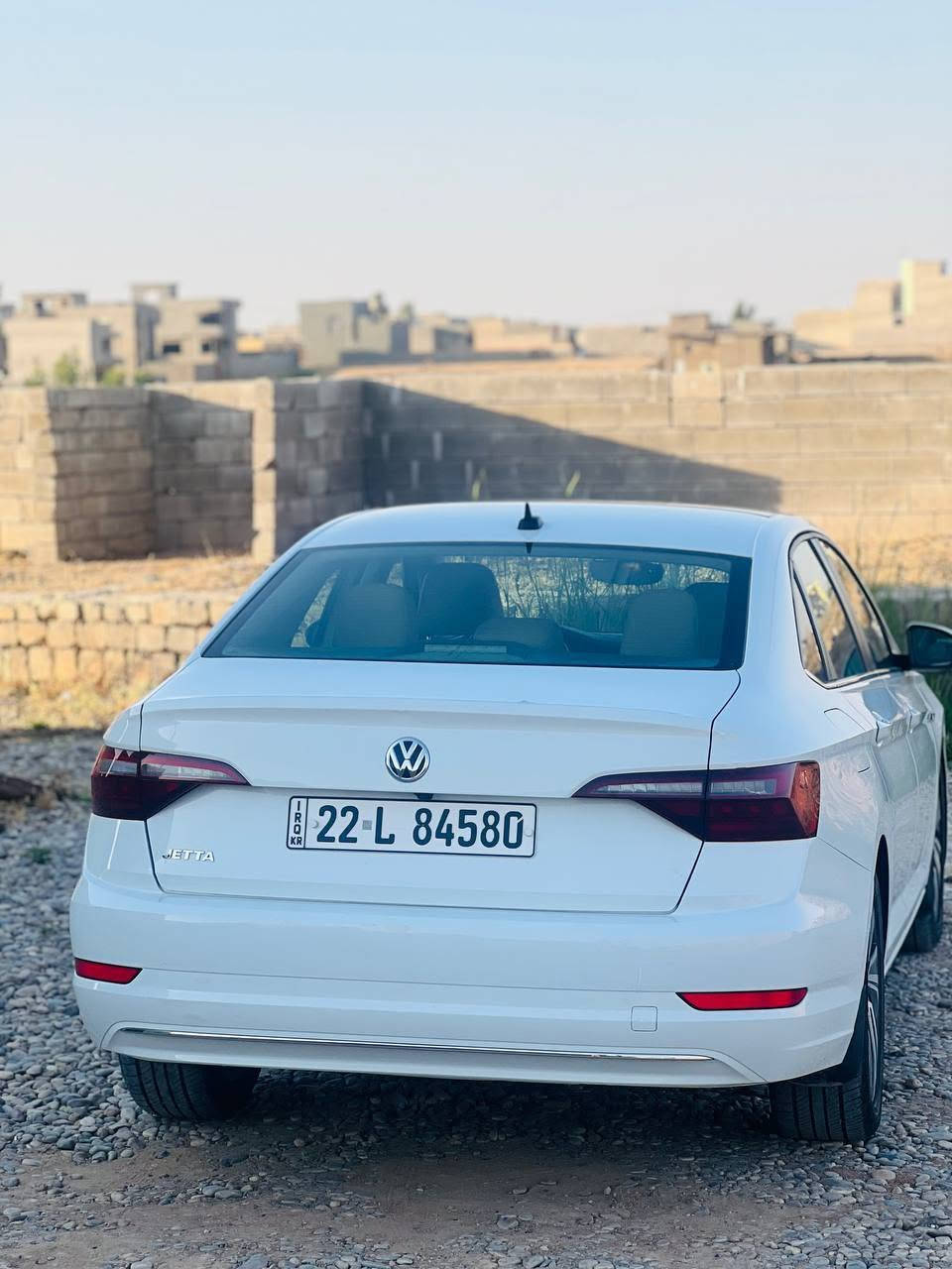 🚗 [سيارة جيتا  
​الموديل: [: 2021]
​اللون : [ابيض] 
الضرر: واضح بل صور 
​⚙️ المواصفات والمميزات:
​/ كاميرا خلفية / حساسات مرايات
​فتحة سقف /
​💰 السعر:130 
​ (قابل للتفاوض بالمعقول)
​📍 الموقع: [الموصل / وادي حجر ]
📞 للتواصل والاستفسار (/ اتصال): [***********]
