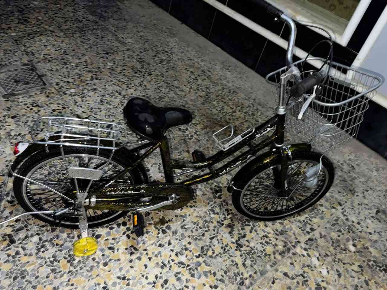 110 بي مجال حك جيتك ومن عيوني
مكان بصرة الزبير حي صحفين 
***********
