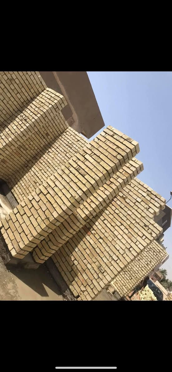 السلام عليكم خلفه بناء درجة اولى التزام بالموعد شغل نضيف استلام مهندس مكاني بغداد متفرغ ***********
