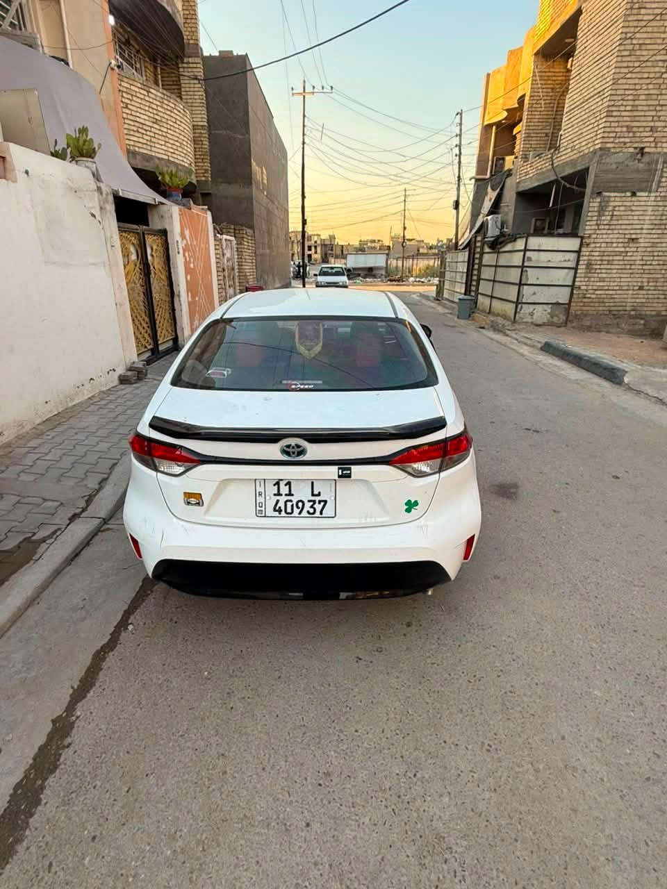 سلام عليكم 

تحية طيبة لجميع الاعضاء

كورلا هايبرد موديل 2024 فول مواصفات 1/1 ماشية 44 قابل 

للزيادة لون ابيض رقم بغداد  الدولي تحويل ثاني يوم 

المواصفات 

داخل احمر جلد

كشنات جلد لونين

فتحة سقف سلايد روف

بصمة تشتغيل وابواب

محرك 1800

رادار امامي شاشة +كامرة

لد نهاري 

تبريد قطعتين
 
وبعد بيه مواصفات
 
سيارة نظيفة كلش
 
السعر 148 وبيه مجال 

الاتصال على الرقم 

***********
