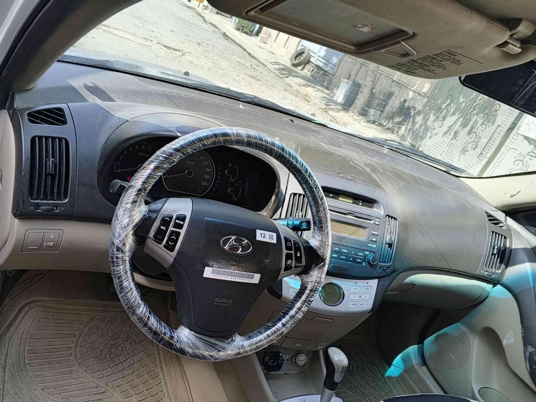 هيونداي إلنترا • ٢٠٠٦ • ١٠٦١٧٩ كم