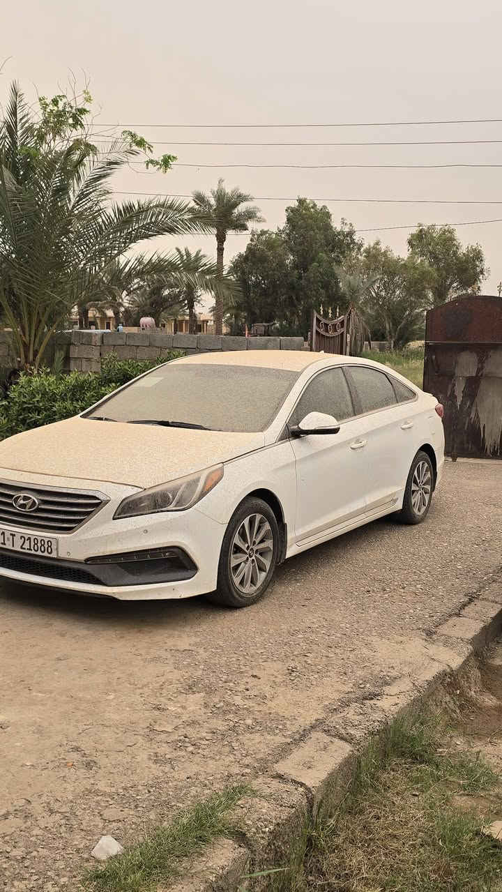 سلام عليكم سوناتة 15للبيع بيها اربع قطع صبغ كلير باقي السيارة كلها كفالةوارد امريكي مكينة 4سعر 105وبيهة مجال***********
