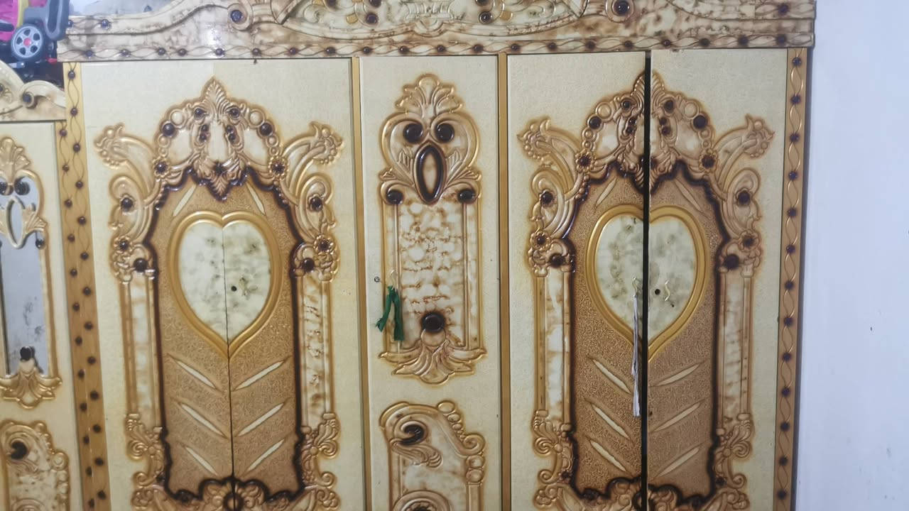 غرفه اخشاب للبيع
***********
