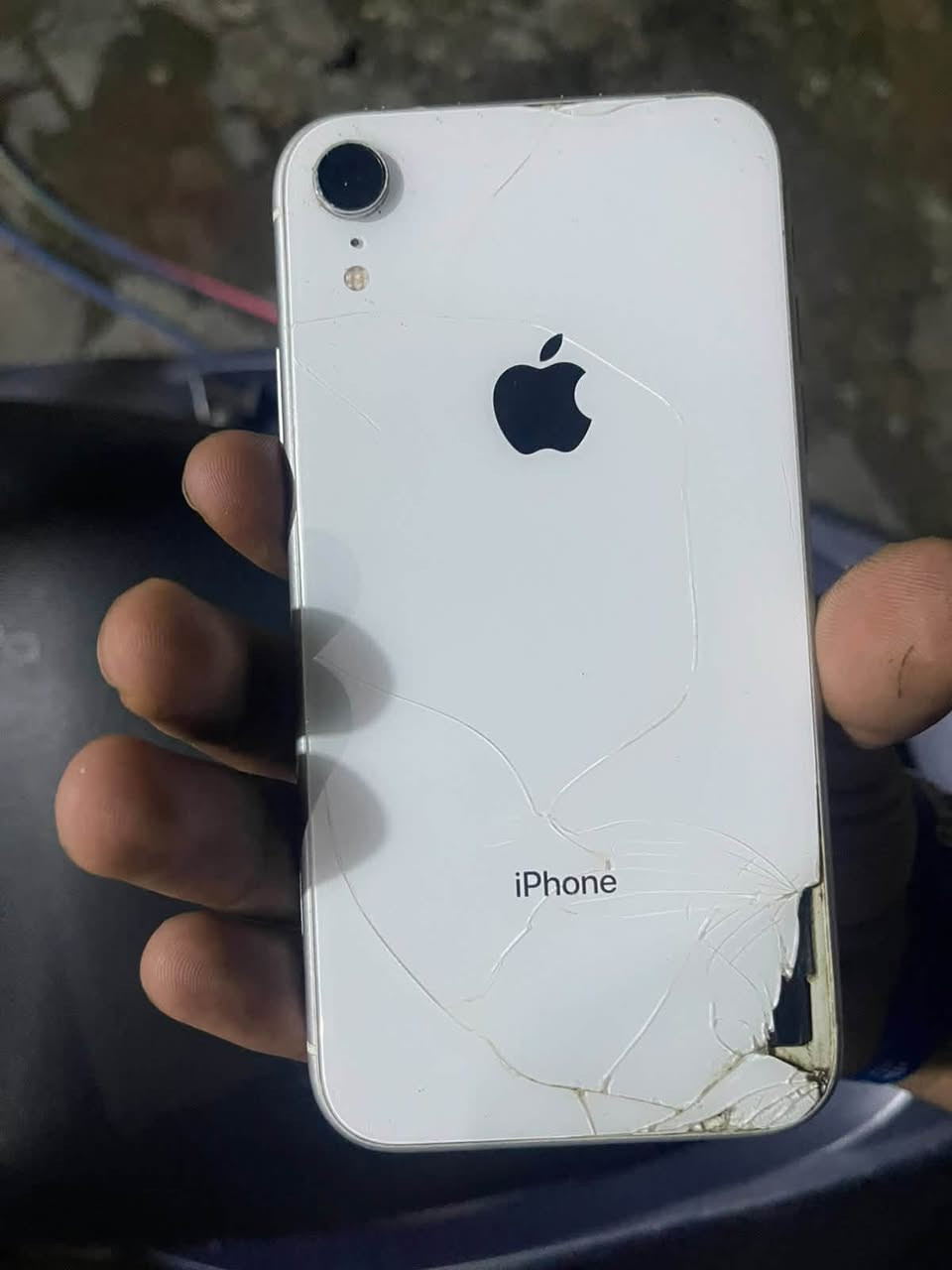 اكس ار  Xr
بطاريه مبدل 
ذاكره ١٢٨ 
فيس ايدي اواكفهً 
شريحه شغاله 
بغداد احي نصر 
سعر150
***********
وتساب او اتصال
