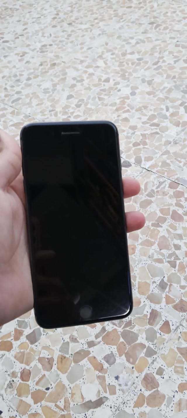 السلام عليكم 
ايفون ٨ بلس للبيع 
مامبدل بي شي
شاشة بلادي 
بطارية بلادي حجم
ذاكرة ٦٤ نموذج m شاشة ثلاث خيارات 
كلشي شغال بس الظهر مكسور
والقاعدة مال الشحن تتحرك 
السعر ١١٠ وبي مجال

للتواصل واتس اب فقط *********** او خاص

نص مكتوب في الصور:
- النسجام اللون
- متوقف
- الإضاءة الداكنة
- النمط الداكن