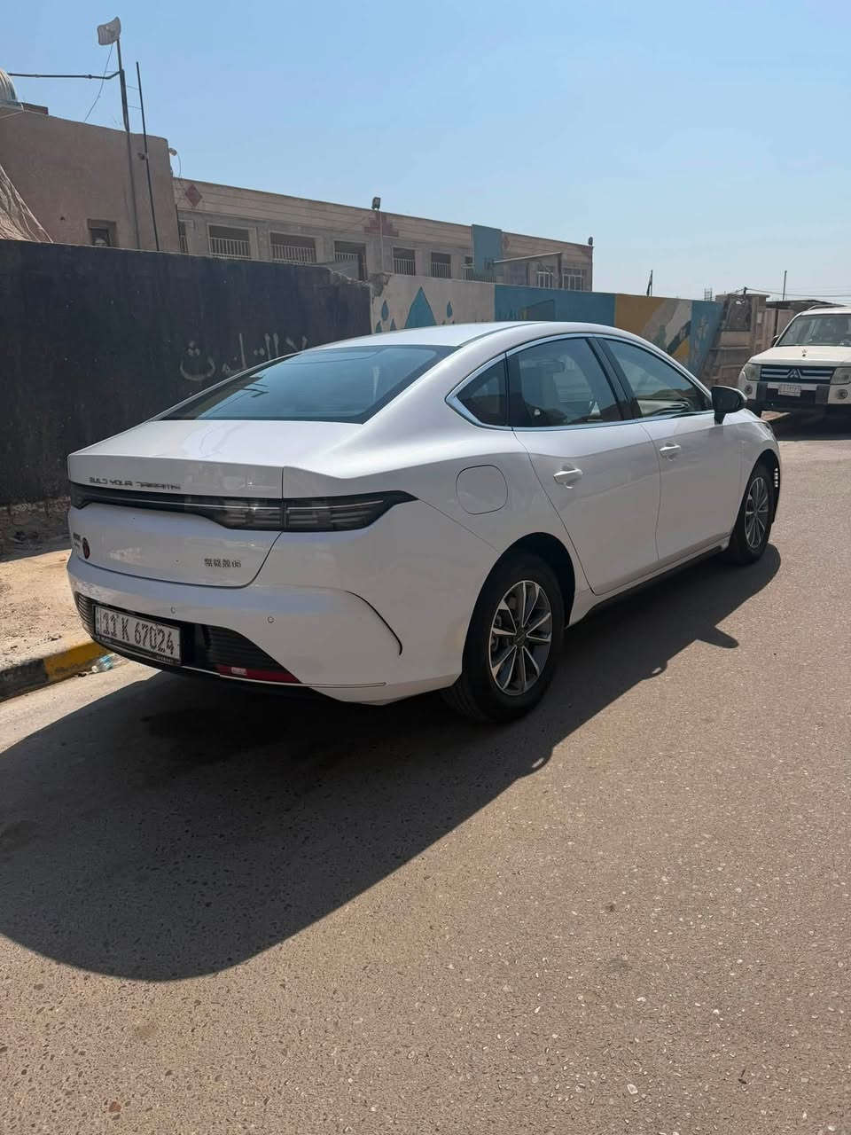 بي واي دي ديستروير / BYD Destroyer 

بي واي دي ديستروير / BYD Destroyer 

موديل 2025 / المشي الكلي 3840 كيلو / رقم 

لون ابيض / بأسمي تحويل مباشر / حرة 

رقم بغداد الانكليزي 

شاشة محدثه ومنزل كل التطبيقات 

السيارة كاملة مع جميع ملحقات الشركة 

ـــــــــــــــــــــــــــــــــــــــــــــــــــــــــــــــــــــــــــــــــــــــــ

مواصفات السيارة 

بصمة تشغيل / بصمة ابواب / تشغيل عن بعد / حساس خلفي

شاشة اصلية / كامرة خلفية / هاند بريك بصمة / كشنات جلد 

تحكم استيرن جهتين / لد امامي / بك لايت لد / لايت زنون  

ويل كب كروم / اشاير بالمري / شاشة قلابه / مثبت سرعة

ــــــــــــــــــــــــــــــــــــــــــــــــــــــــــــــــــــــــــــــــــــــــــ

السيارة مكفولة من الصبغ والبارد

عدا ملاحظات بسيطة رصعات

#السعر 19,800,000 عراقي وبيها مجال بسيط

مكان السيارة / بغداد / الغزاليه 

للأستفسار 

*********** متوفر واتساب او اتصال
