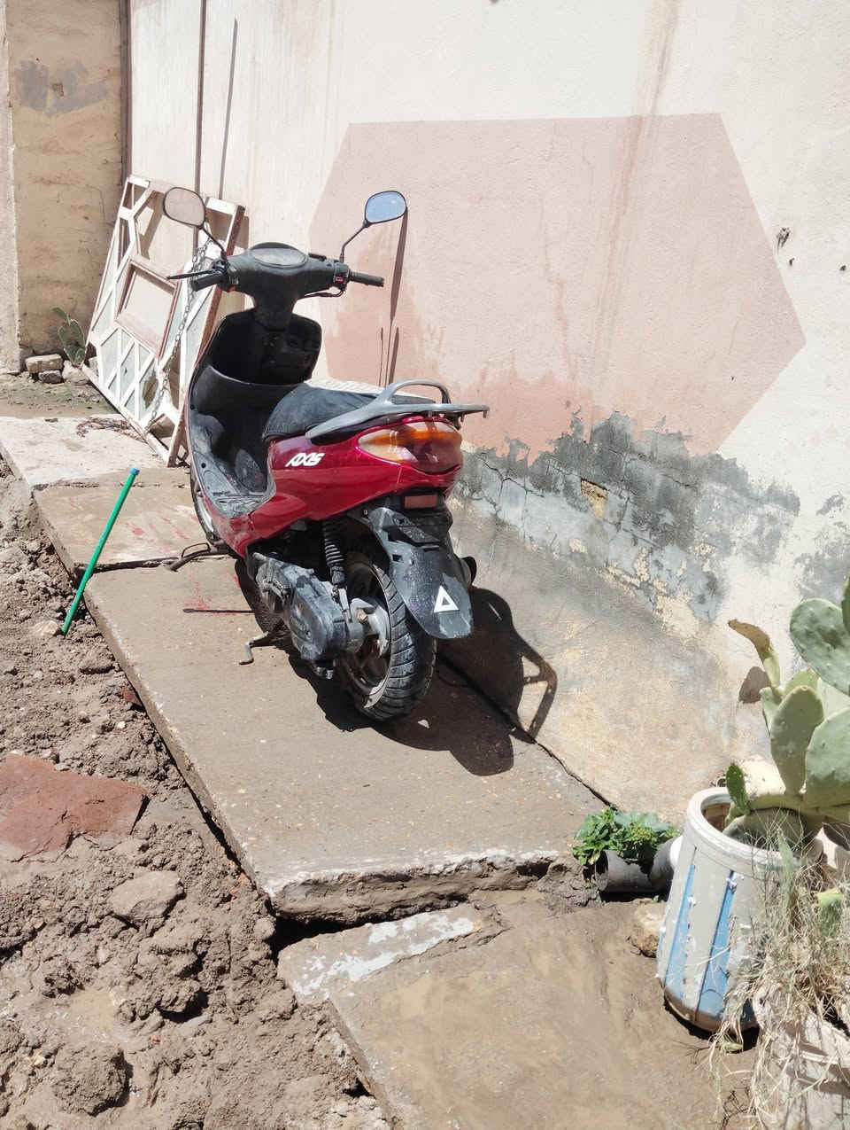 دراجه اكزز مكفوله سلف هندر للبيع عنوان بابل جسر ثوره ***********
